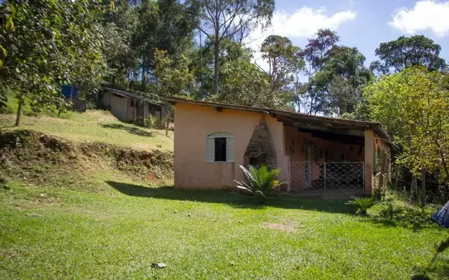 Foto 1 de Chácara com 3 Quartos à venda, 2000m² em Costinha, São José dos Campos