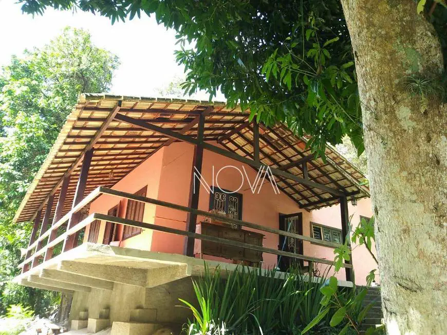 Foto 1 de Chácara com 3 Quartos à venda, 140m² em Rio do Ouro, Niterói