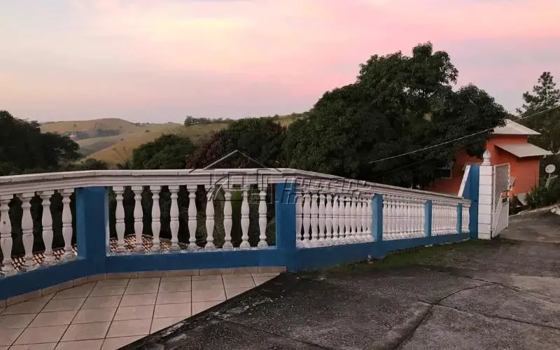 Foto 5 de Chácara com 4 Quartos à venda, 320m² em Freitas, São José dos Campos