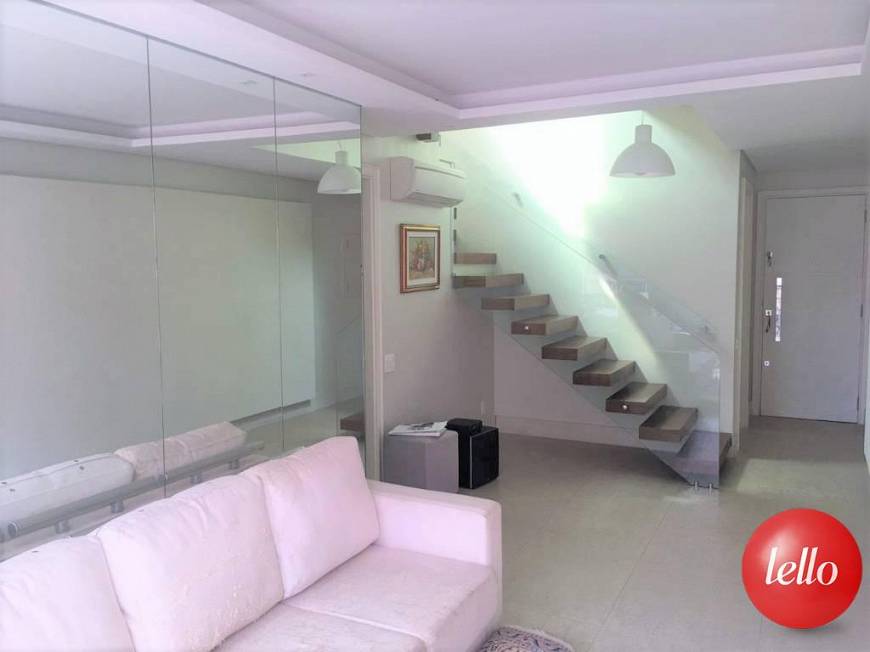 Foto 1 de Cobertura com 2 Quartos para alugar, 150m² em Moema, São Paulo