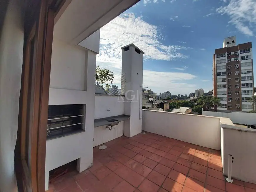 Foto 1 de Cobertura com 2 Quartos à venda, 155m² em Mont' Serrat, Porto Alegre