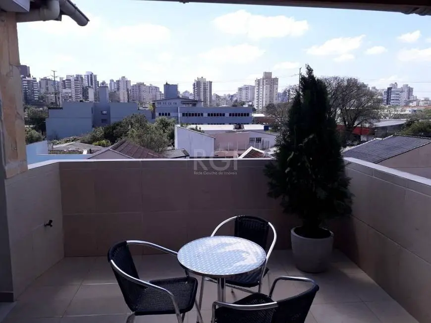 Foto 1 de Cobertura com 2 Quartos à venda, 85m² em Partenon, Porto Alegre