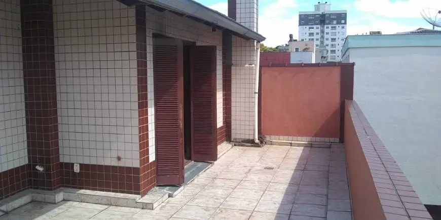 Foto 3 de Cobertura com 2 Quartos à venda, 177m² em São Sebastião, Porto Alegre