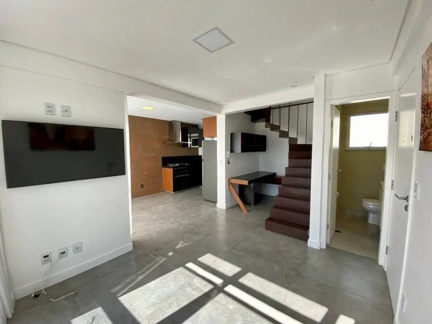 Foto 1 de Cobertura com 2 Quartos para alugar, 150m² em Vila Paris, Belo Horizonte