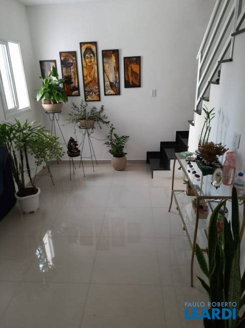 Foto 1 de Cobertura com 2 Quartos à venda, 124m² em Vila Valparaiso, Santo André