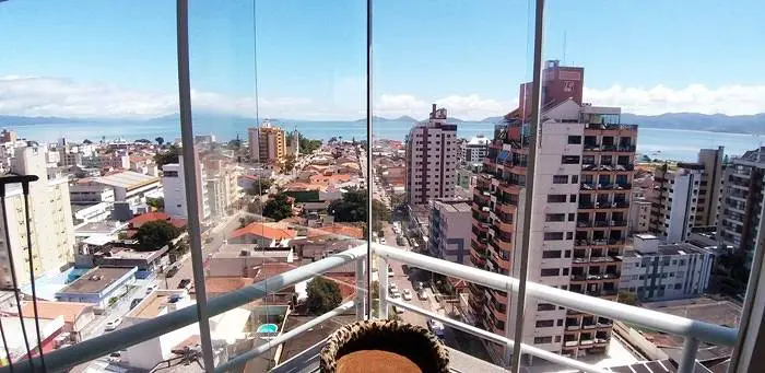 Foto 1 de Cobertura com 3 Quartos à venda, 218m² em Balneário, Florianópolis
