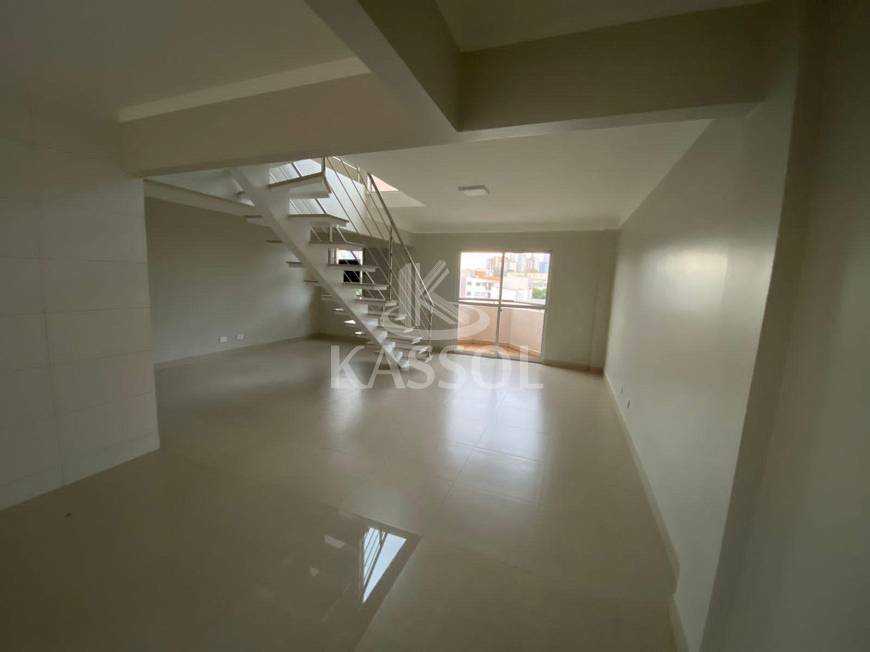 Foto 3 de Cobertura com 3 Quartos à venda, 216m² em Centro, Cascavel