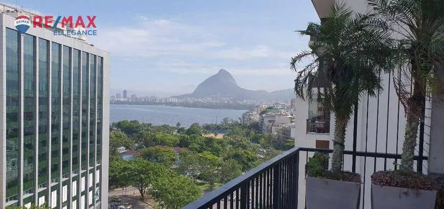 Foto 1 de Cobertura com 3 Quartos à venda, 183m² em Humaitá, Rio de Janeiro