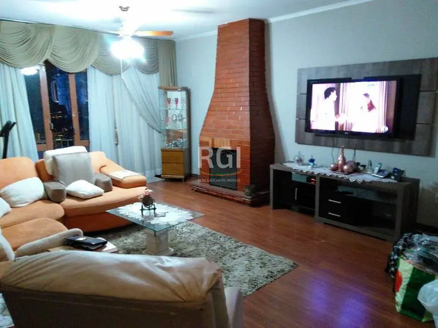 Foto 1 de Cobertura com 3 Quartos à venda, 323m² em Partenon, Porto Alegre