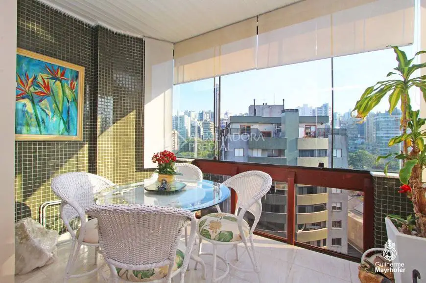 Foto 3 de Cobertura com 3 Quartos à venda, 206m² em Petrópolis, Porto Alegre