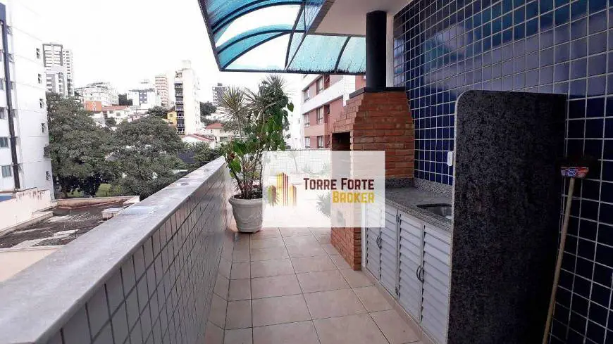 Foto 2 de Cobertura com 3 Quartos para alugar, 200m² em Santo Antônio, Belo Horizonte