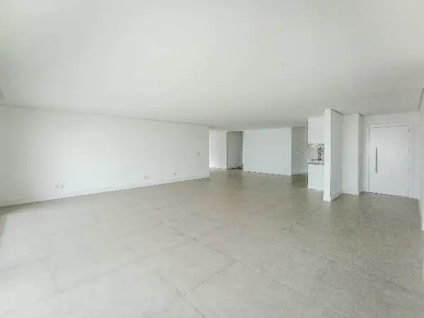Foto 4 de Cobertura com 3 Quartos à venda, 379m² em Vila Assunção, Porto Alegre