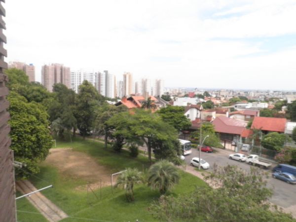 Foto 4 de Cobertura com 3 Quartos à venda, 301m² em Vila Ipiranga, Porto Alegre