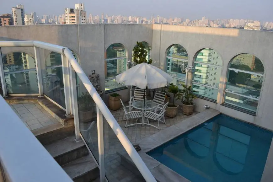 Foto 1 de Cobertura com 4 Quartos para alugar, 600m² em Moema, São Paulo