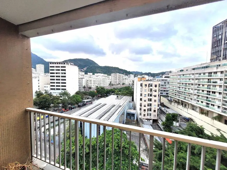 Foto 1 de Flat com 1 Quarto para alugar, 60m² em Botafogo, Rio de Janeiro