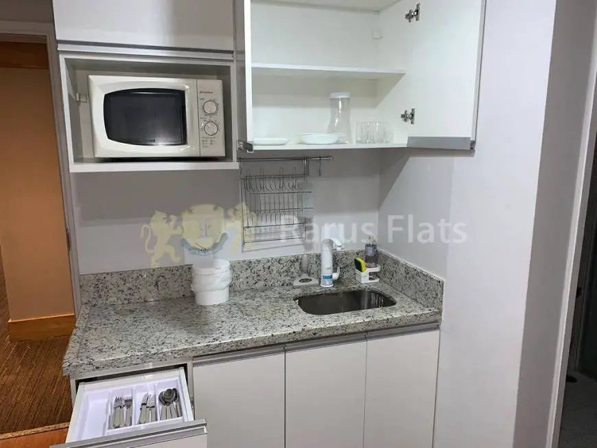 Foto 3 de Flat com 1 Quarto para alugar, 29m² em Moema, São Paulo