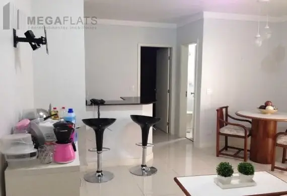 Foto 2 de Flat com 1 Quarto para venda ou aluguel, 44m² em Moema, São Paulo