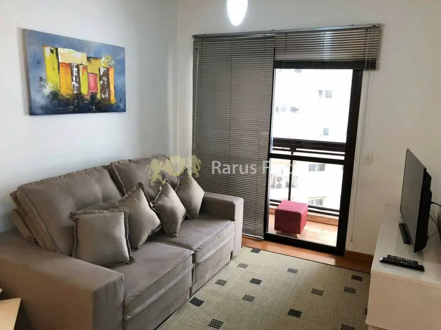 Foto 2 de Flat com 1 Quarto para alugar, 42m² em Vila Nova Conceição, São Paulo