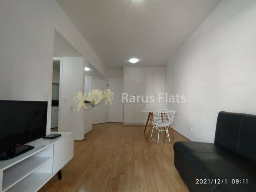 Foto 1 de Flat com 1 Quarto à venda, 42m² em Vila Nova Conceição, São Paulo