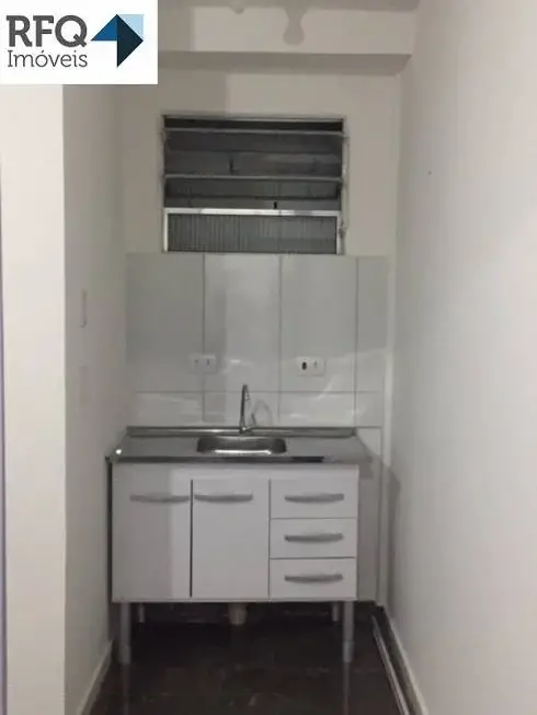 Foto 1 de Kitnet com 1 Quarto para alugar, 15m² em Aclimação, São Paulo