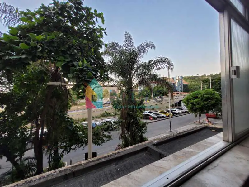 Foto 1 de Kitnet com 1 Quarto para alugar, 33m² em Botafogo, Rio de Janeiro