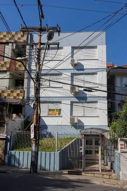 Foto 1 de Kitnet com 1 Quarto para alugar, 30m² em Floresta, Porto Alegre
