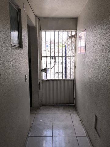 Foto 1 de Kitnet com 1 Quarto para alugar, 30m² em Jardim América, Fortaleza