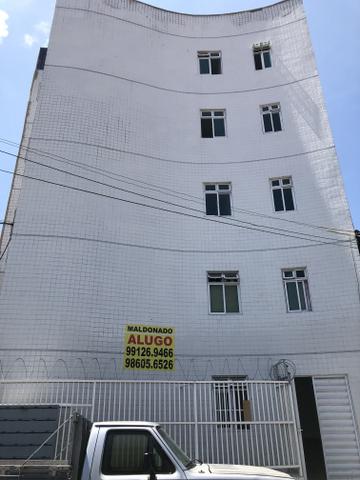 Foto 2 de Kitnet com 1 Quarto para alugar, 30m² em Jardim América, Fortaleza