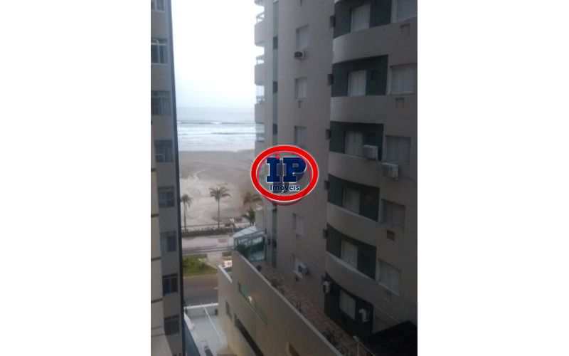 Foto 1 de Kitnet com 1 Quarto à venda, 28m² em Vila Guilhermina, Praia Grande