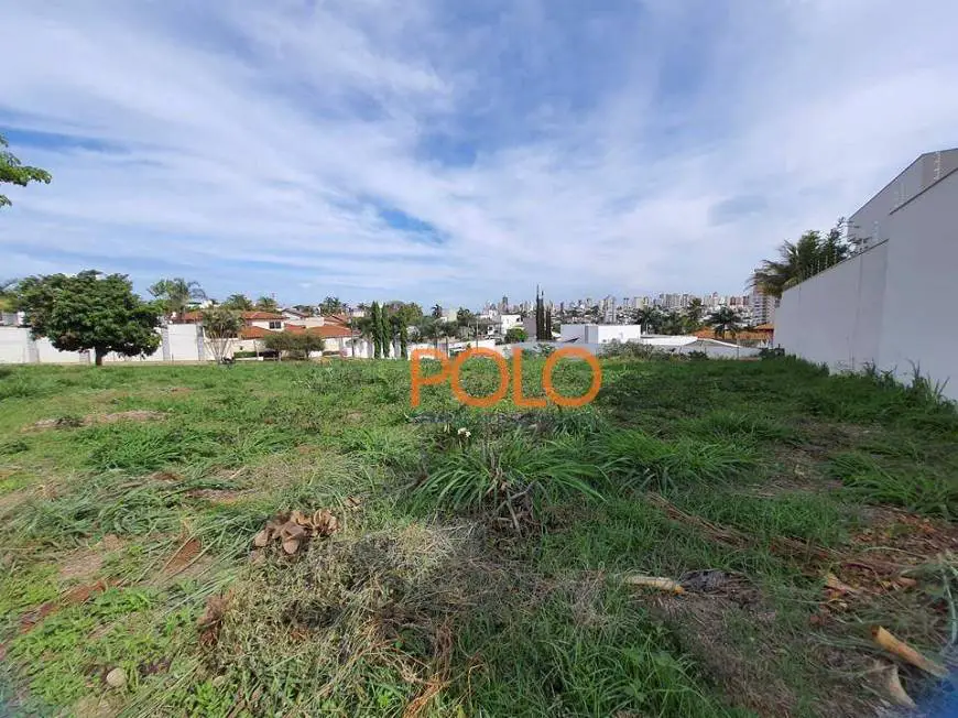 Foto 1 de Lote/Terreno à venda, 920m² em Altamira, Uberlândia