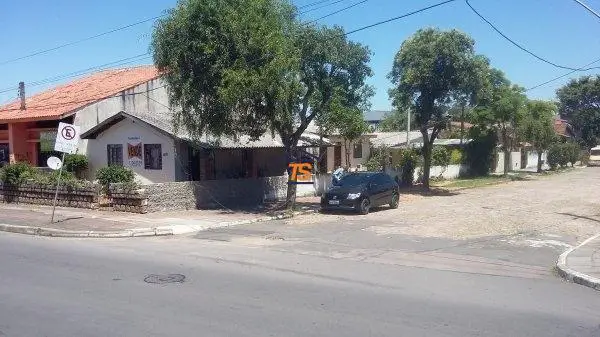 Foto 1 de Lote/Terreno à venda, 710m² em Cavalhada, Porto Alegre