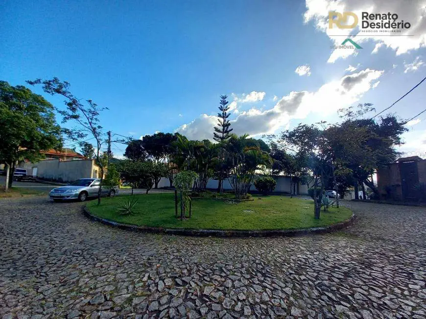 Foto 2 de Lote/Terreno à venda, 1050m² em Jardim dos Pirineus, Belo Horizonte