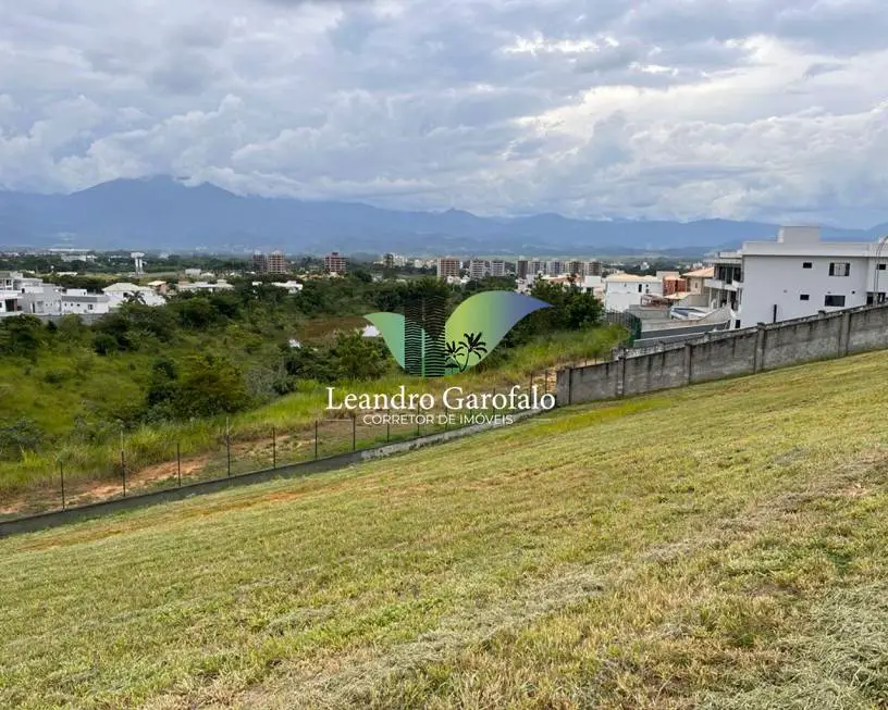 Foto 1 de Lote/Terreno à venda, 385m² em Parque Ipiranga, Resende