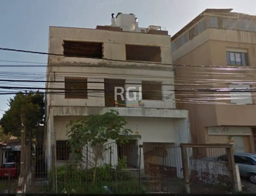 Foto 1 de Lote/Terreno à venda, 340m² em Passo da Areia, Porto Alegre