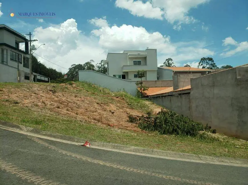 Foto 1 de Lote/Terreno à venda, 300m² em Quinta das Videiras, Louveira