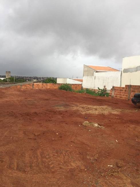 Foto 2 de Lote/Terreno à venda, 180m² em Vila Industrial, Bauru