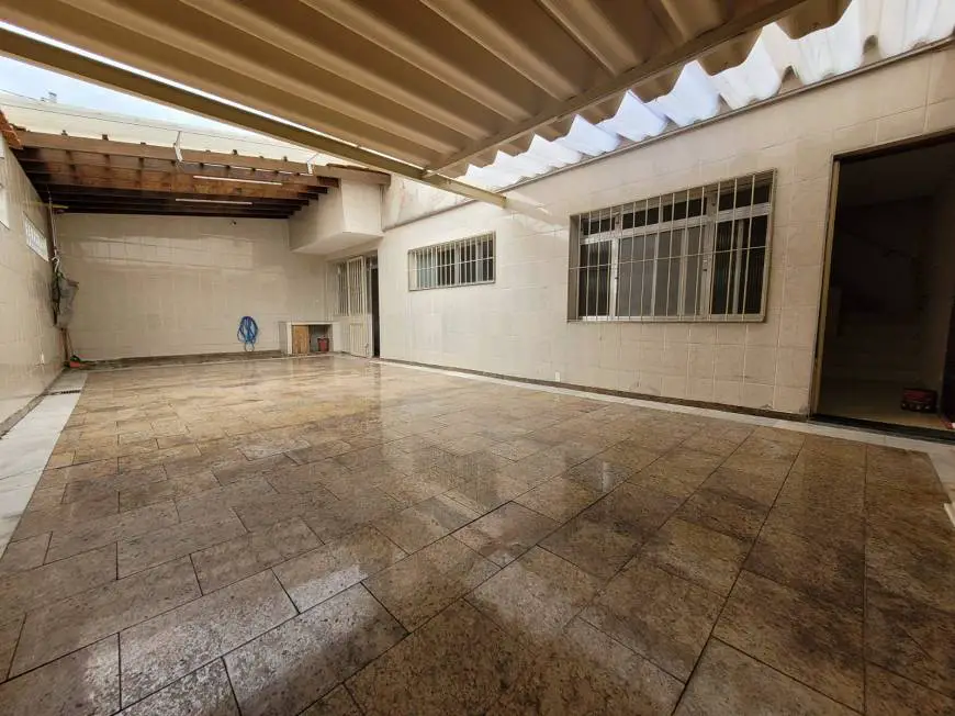 Foto 1 de Sobrado com 2 Quartos para alugar, 180m² em Penha, São Paulo