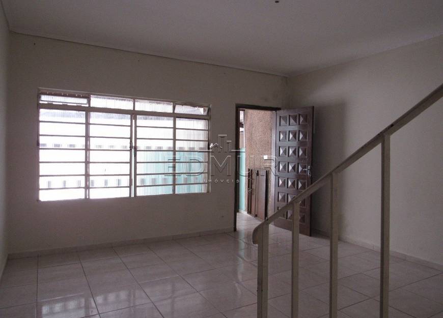 Foto 3 de Sobrado com 2 Quartos para alugar, 150m² em Santa Terezinha, Santo André