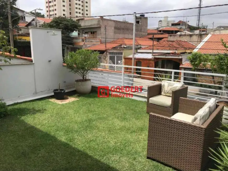 Foto 1 de Sobrado com 2 Quartos à venda, 245m² em Vila Rosalia, Guarulhos
