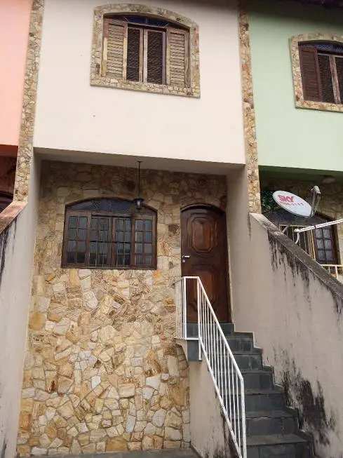 Foto 1 de Sobrado com 2 Quartos para alugar, 93m² em Vila Rosalia, Guarulhos