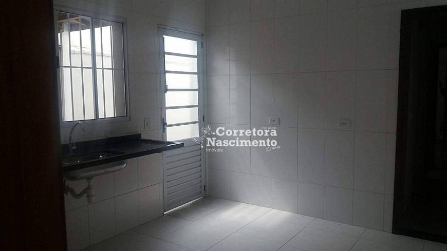Foto 4 de Sobrado com 3 Quartos para alugar, 180m² em Centro, Jacareí
