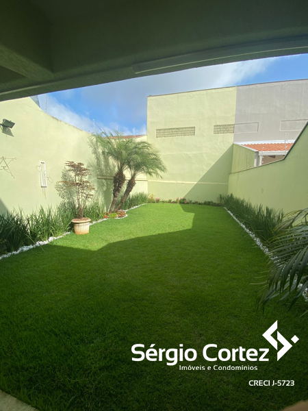 Foto 4 de Sobrado com 3 Quartos à venda, 141m² em Jardim Acapulco, Londrina