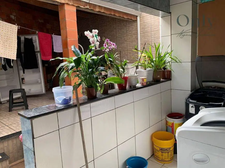 Foto 5 de Sobrado com 3 Quartos à venda, 350m² em Jardim Regina, São Paulo