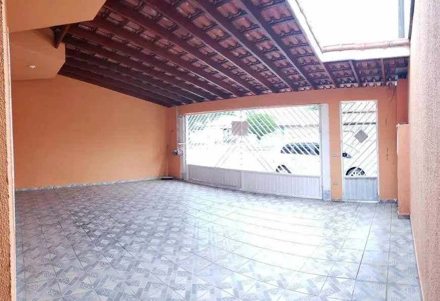 Foto 1 de Sobrado com 3 Quartos para alugar, 126m² em Jardim Santa Maria, Jacareí