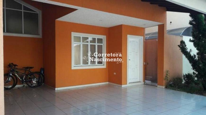 Foto 1 de Sobrado com 3 Quartos para alugar, 140m² em Jardim Santa Maria, Jacareí
