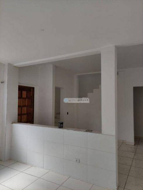 Foto 3 de Sobrado com 3 Quartos à venda, 138m² em Jardim Vale Verde, Londrina