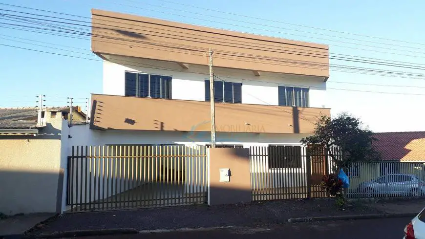 Foto 1 de Sobrado com 3 Quartos à venda, 120m² em Pioneiros Catarinenses, Cascavel
