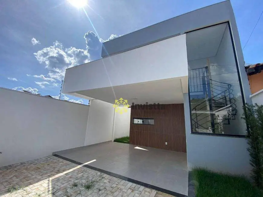 Foto 1 de Sobrado com 3 Quartos à venda, 154m² em Plano Diretor Sul, Palmas