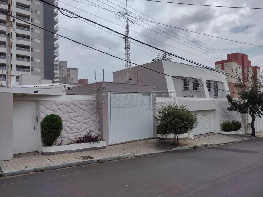Foto 1 de Sobrado com 4 Quartos para alugar, 450m² em Centro, São Carlos