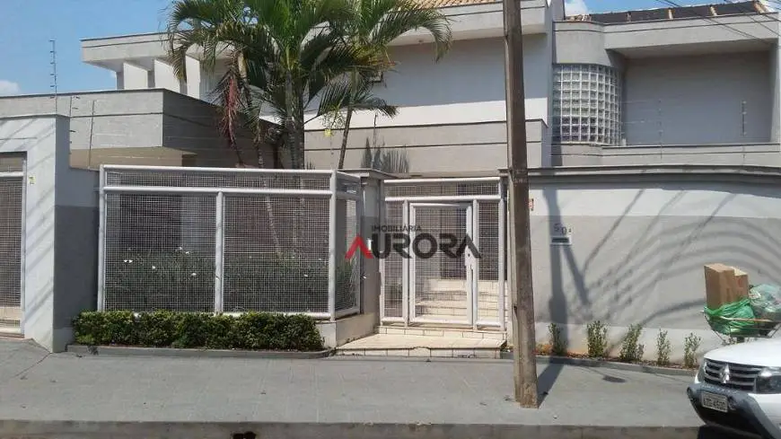 Foto 1 de Sobrado com 4 Quartos à venda, 440m² em Iguaçu, Londrina